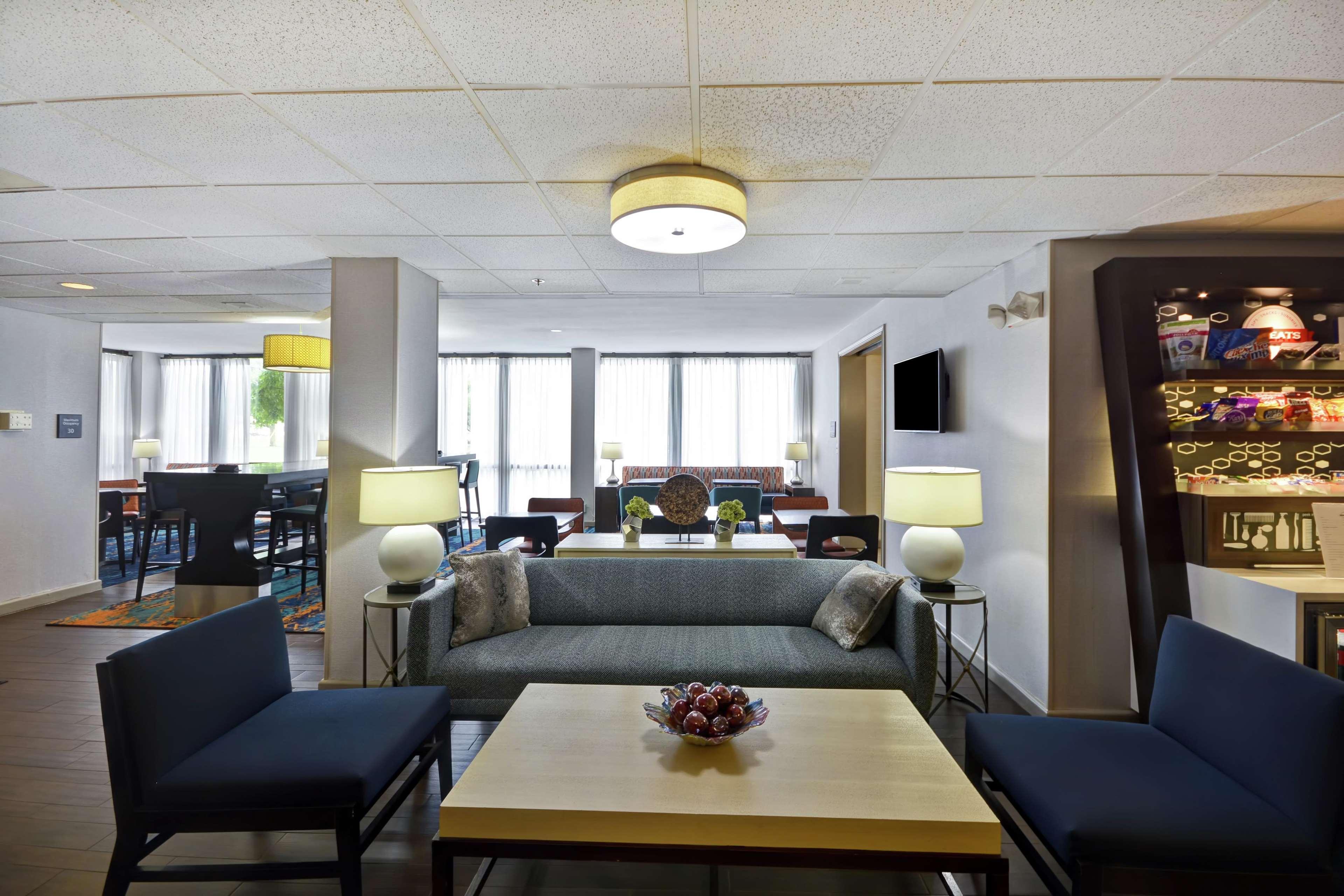 Hampton Inn Detroit Madison Heights South Troy Buitenkant foto