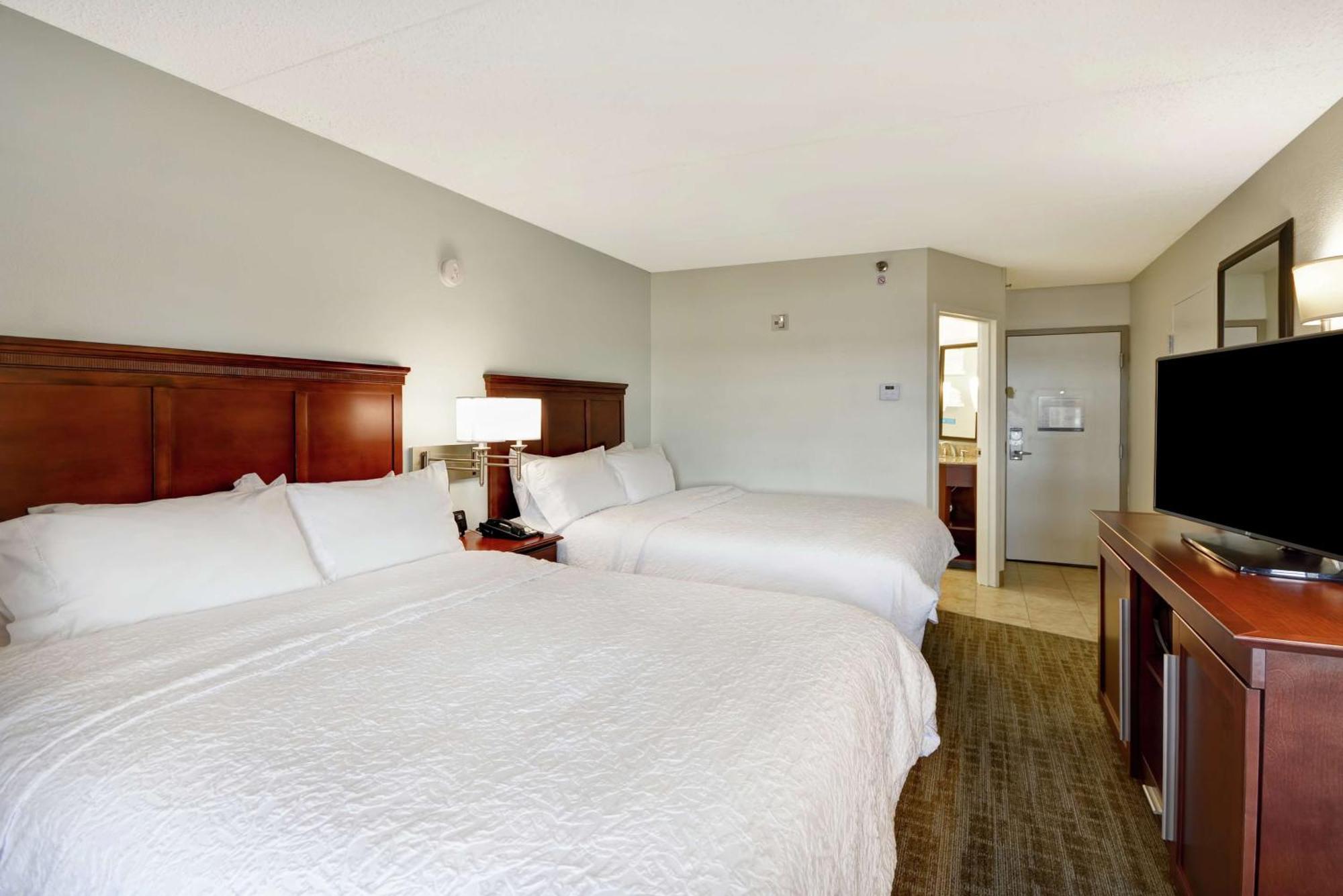 Hampton Inn Detroit Madison Heights South Troy Buitenkant foto