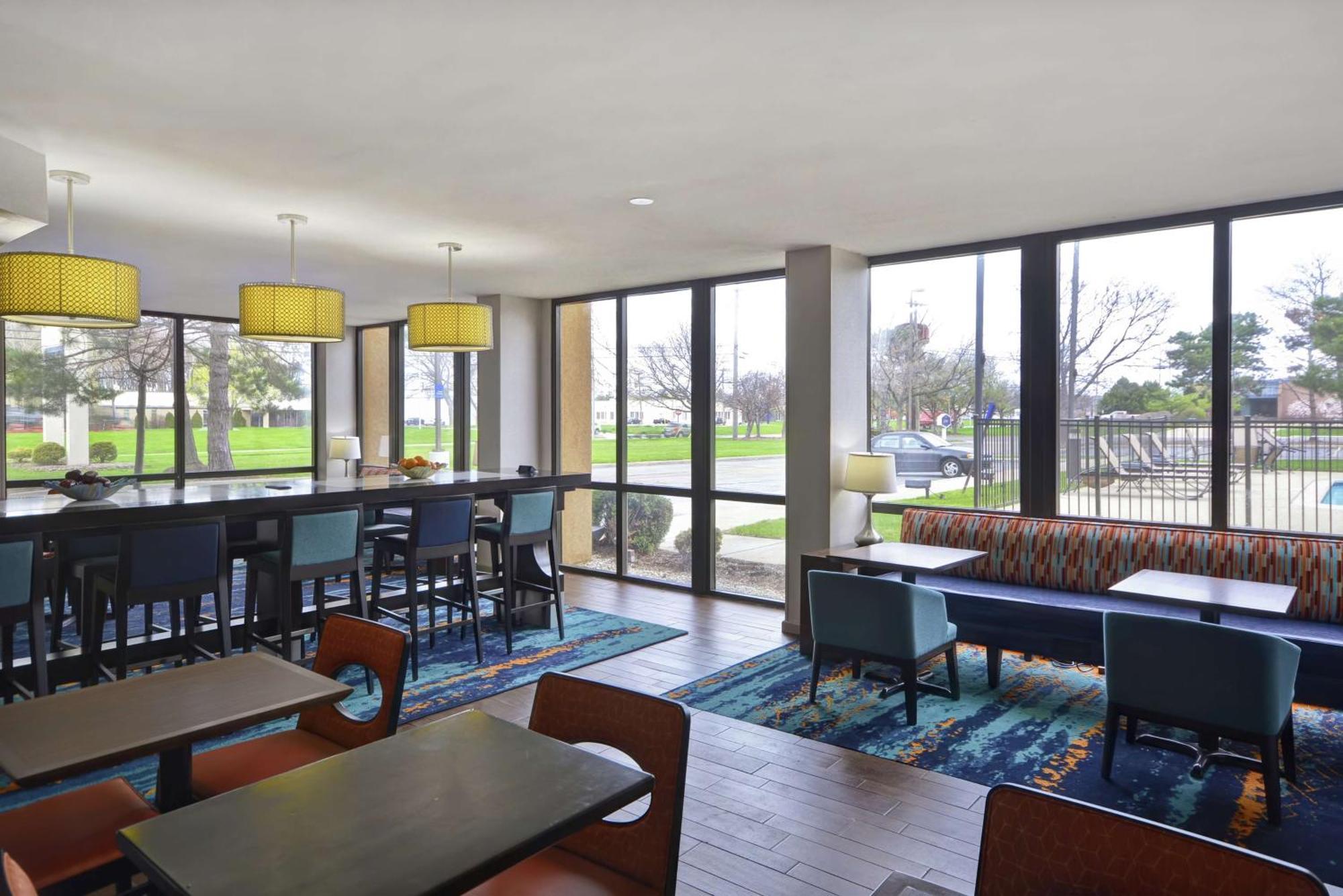 Hampton Inn Detroit Madison Heights South Troy Buitenkant foto